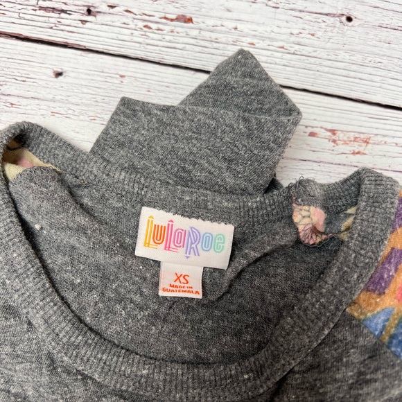 Lularoe 3/4 sleeve tee - Picture 3 of 3